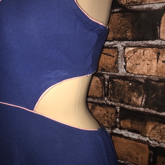 Victoria’s Secret cutout back mini dress - Picture 4 of 7